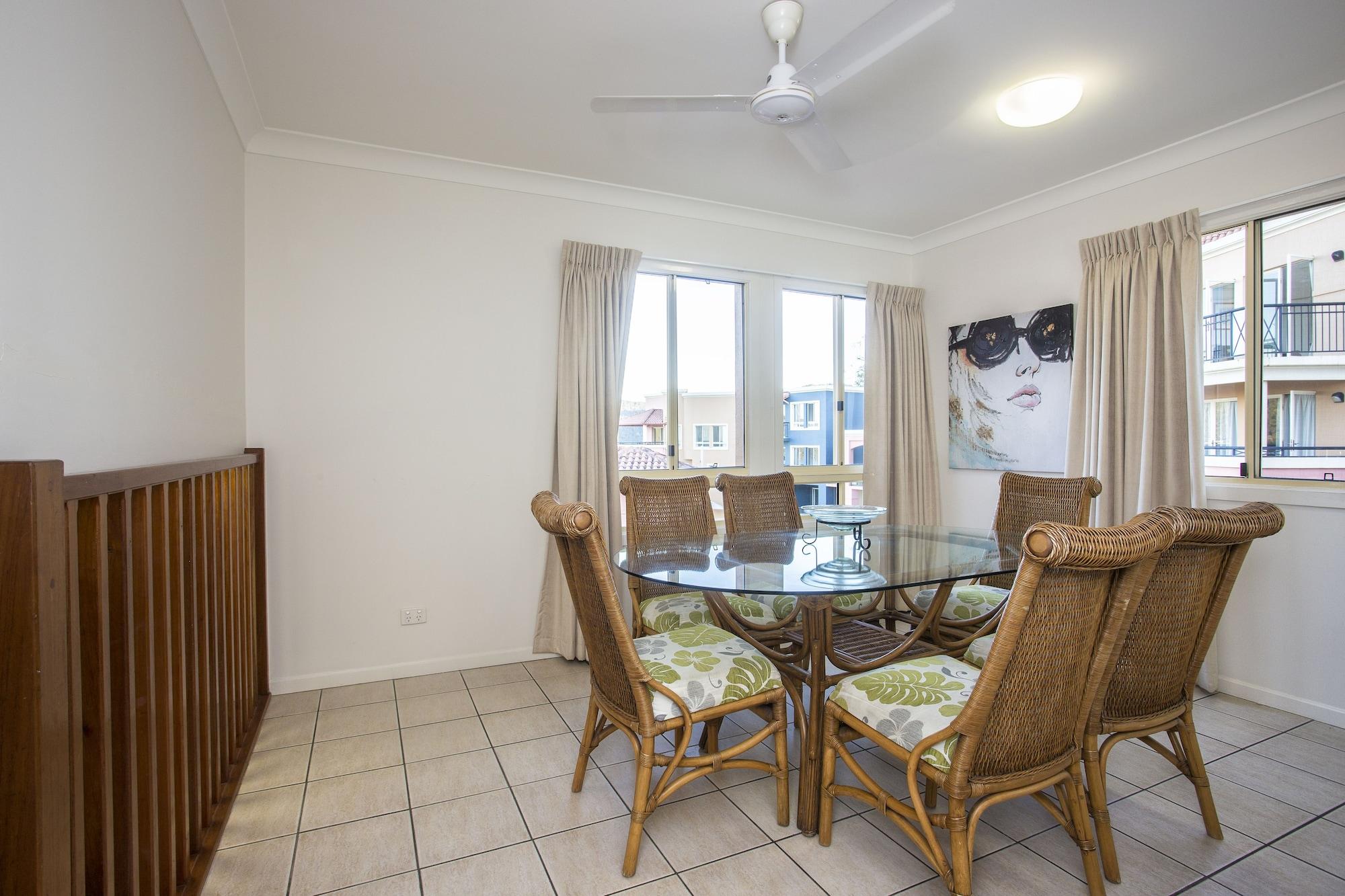 Martinique Whitsunday Resort Еърли Бийч Екстериор снимка