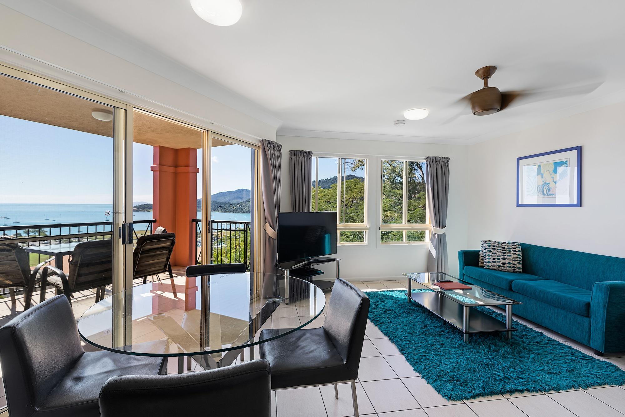 Martinique Whitsunday Resort Еърли Бийч Екстериор снимка