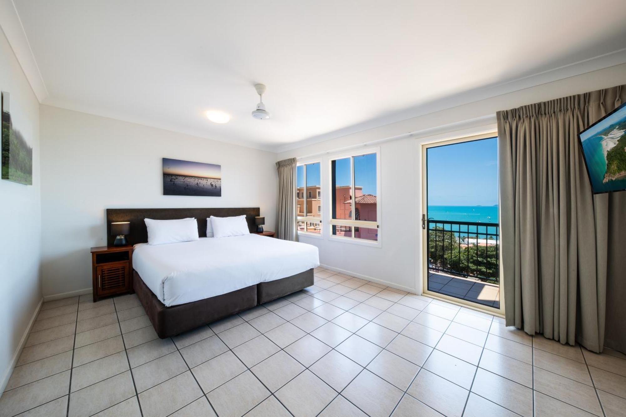 Martinique Whitsunday Resort Еърли Бийч Екстериор снимка