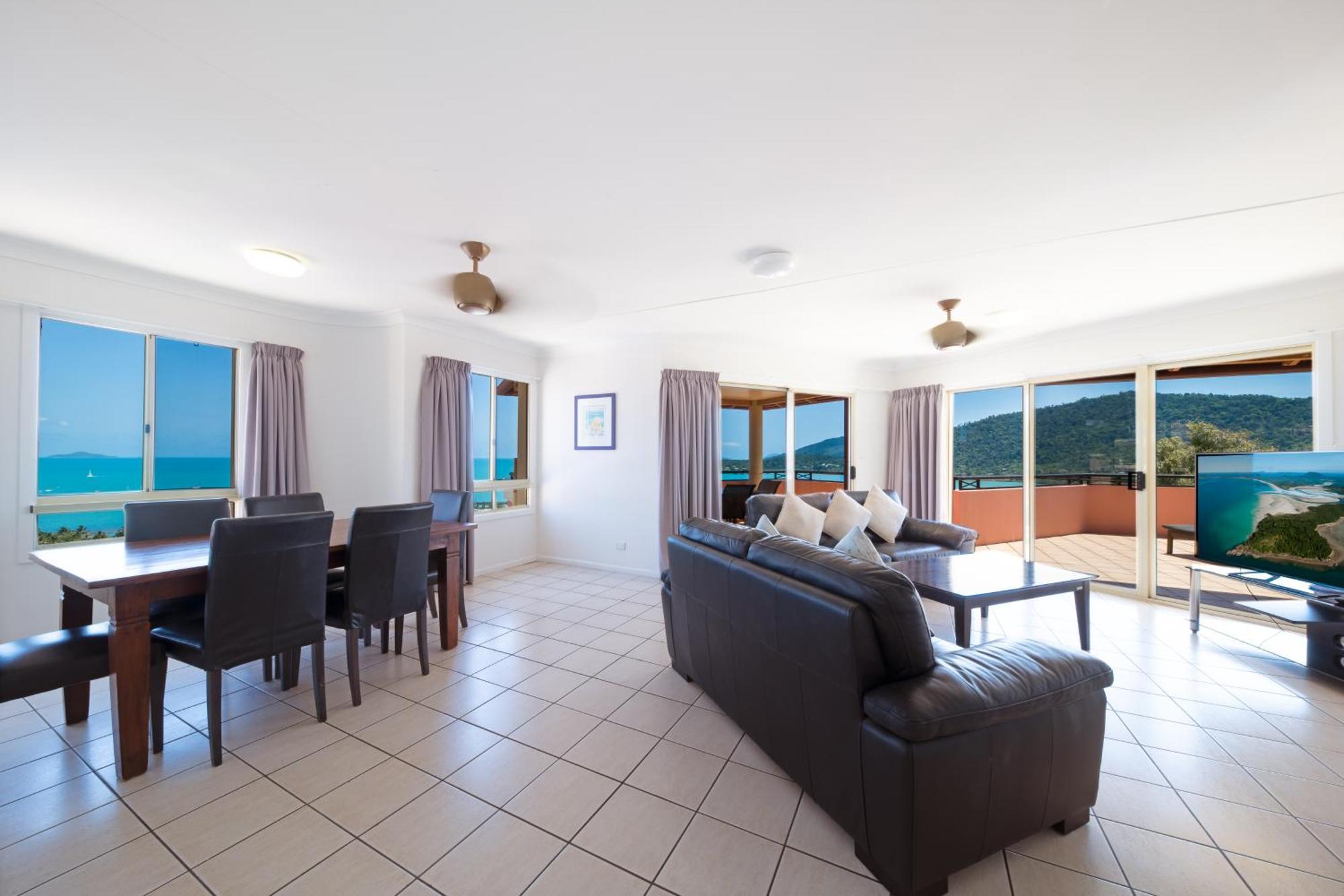 Martinique Whitsunday Resort Еърли Бийч Екстериор снимка
