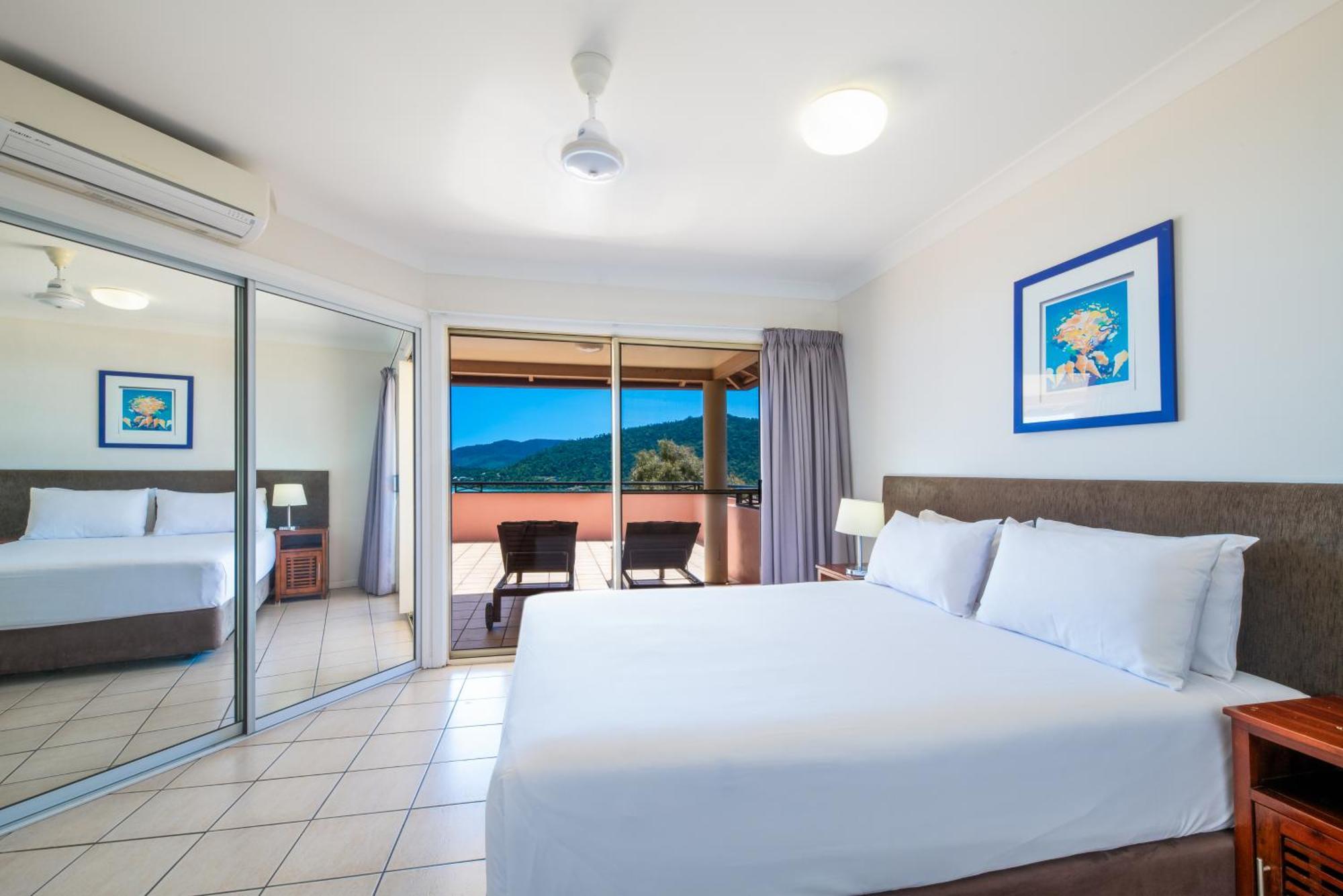 Martinique Whitsunday Resort Еърли Бийч Екстериор снимка