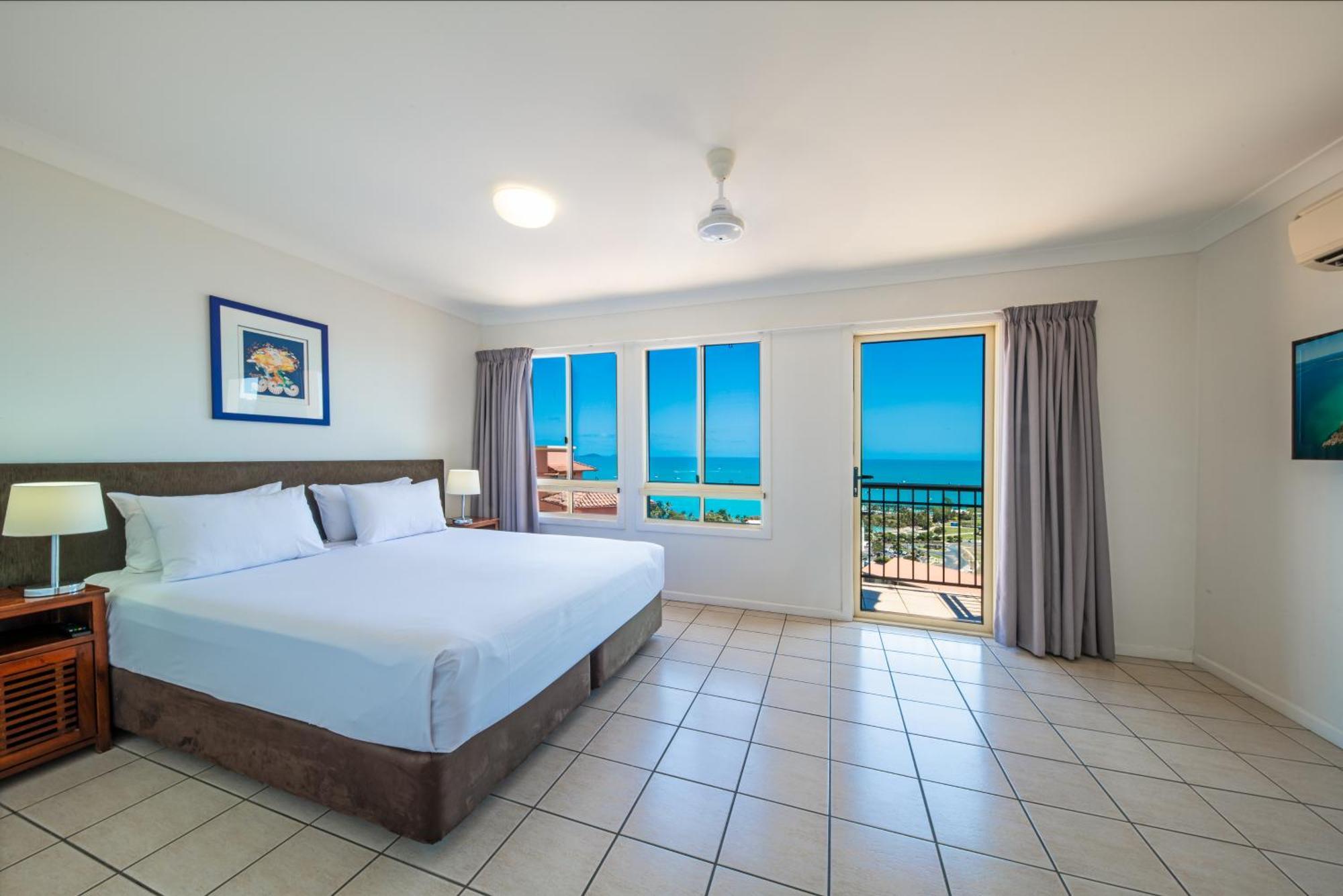 Martinique Whitsunday Resort Еърли Бийч Екстериор снимка