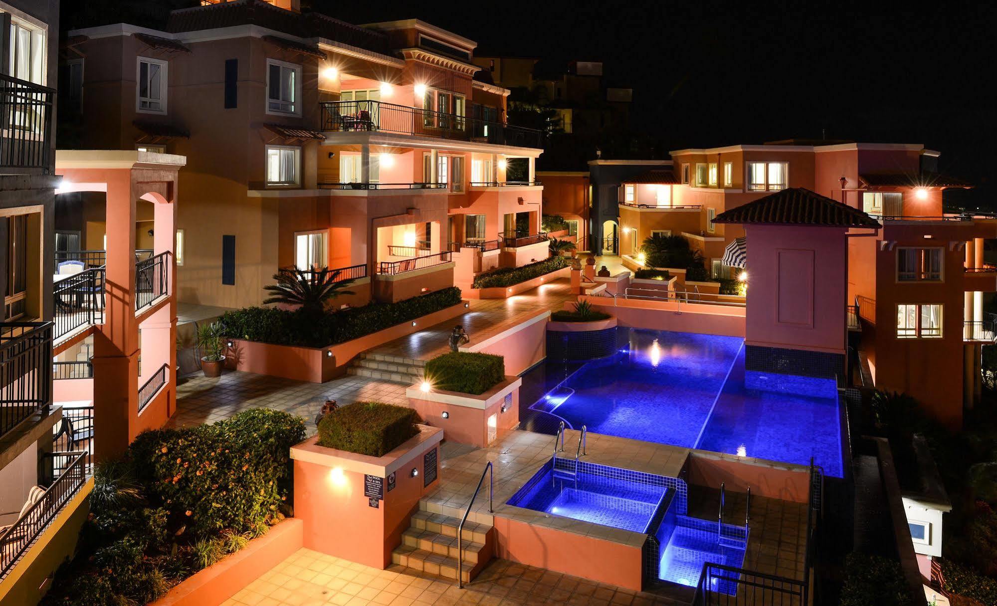 Martinique Whitsunday Resort Еърли Бийч Екстериор снимка